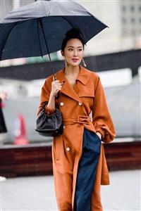 Diện đồ công sở không lo già nếu áp dụng những bí quyết sau